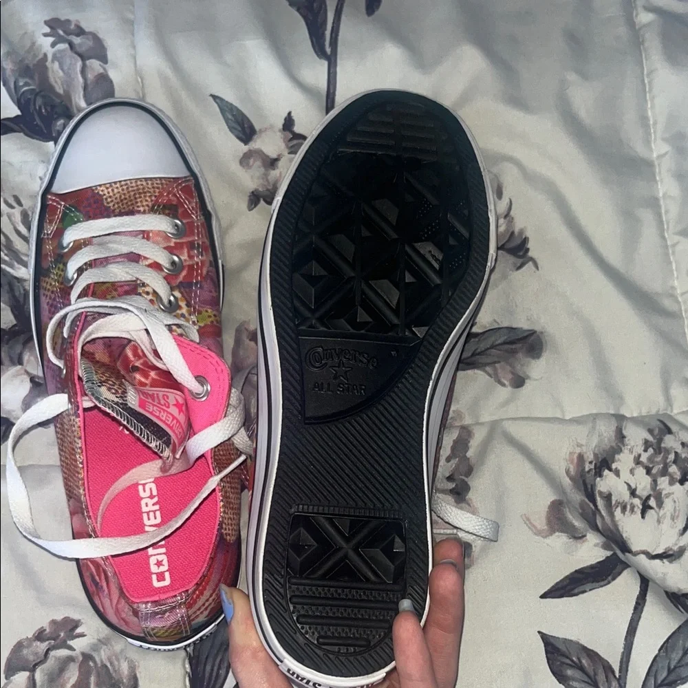 Converse Multicolor Floral Sneakers - Picture 4 of 4